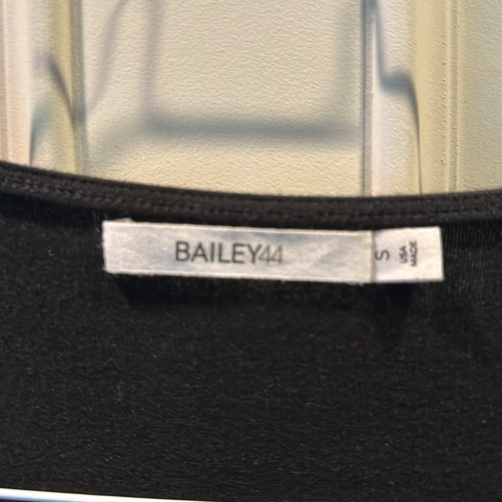 Black long sleeve Bailey 44 for Anthro faux leather front sz S - Picture 3 of 3